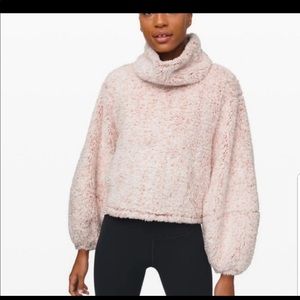 ⭐️Lululemon Sherpa Pullover⭐️
